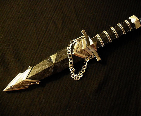 dark assassin dagger