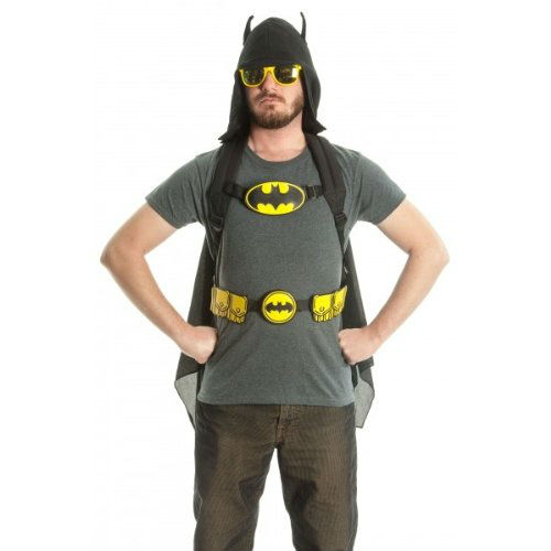 batman-products-hooded-backpack-with-wings-2