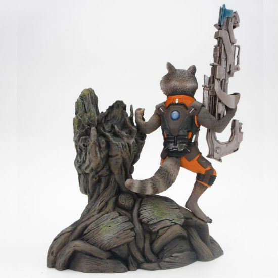 rocket and groot statue 