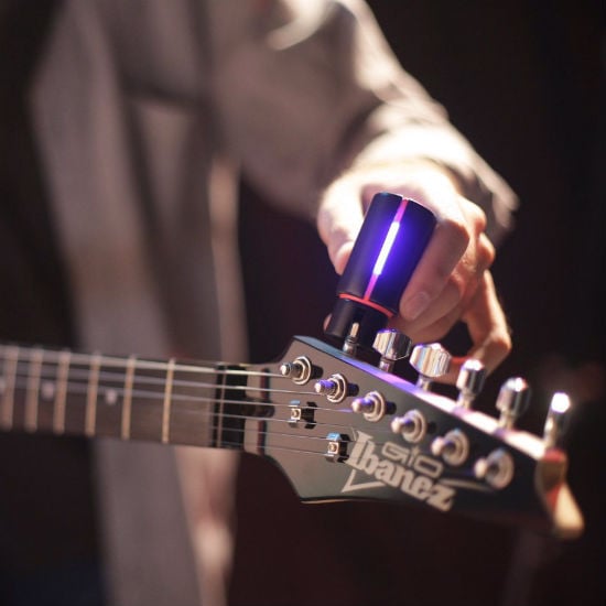automatic guitar tuner 