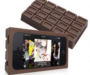 Have you ever wanted a chocolate bar iPhone case? Well now you can with the you guessed it…the chocolate bar iPhone case. I hear it actually smells like chocolate too!