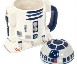 R2D2 Mug with Lid! – Beep beep boop boop now you can enjoy your favorite beverage in your new R2D2  mug beep beep boop boop