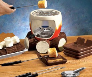 The Complete Smores Maker Kit – comes with smores maker, steel grill, fuel holder, flame snuffer, 4 forks, and 4 plates! What smore could you ask for?