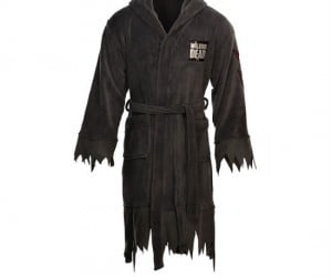 The Walking Dead Bathrobe – Sometimes it’s nice to relax after a long day of zombie killing.