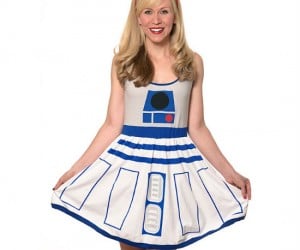 Star Wars R2D2 Dress – Ever imagine R2D2 could ever look this good?  