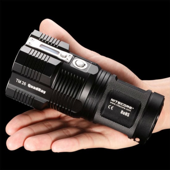 3500-lumen-flashlight-2