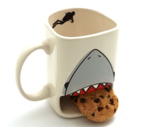 Shark Attack Cookie Mug – Know someone with a sweet tooth and a love of toothy fish?  