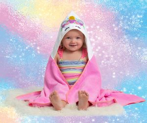 All parents know that unicorns are all the rage right now! This Unicorn Baby Towel makes the perfect birthday gift, baby shower gift, or christmas present.  