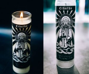 Now, you can honor Great Cthulhu and herald the coming awakening of the Old Ones with this religious-style prayer candle!  